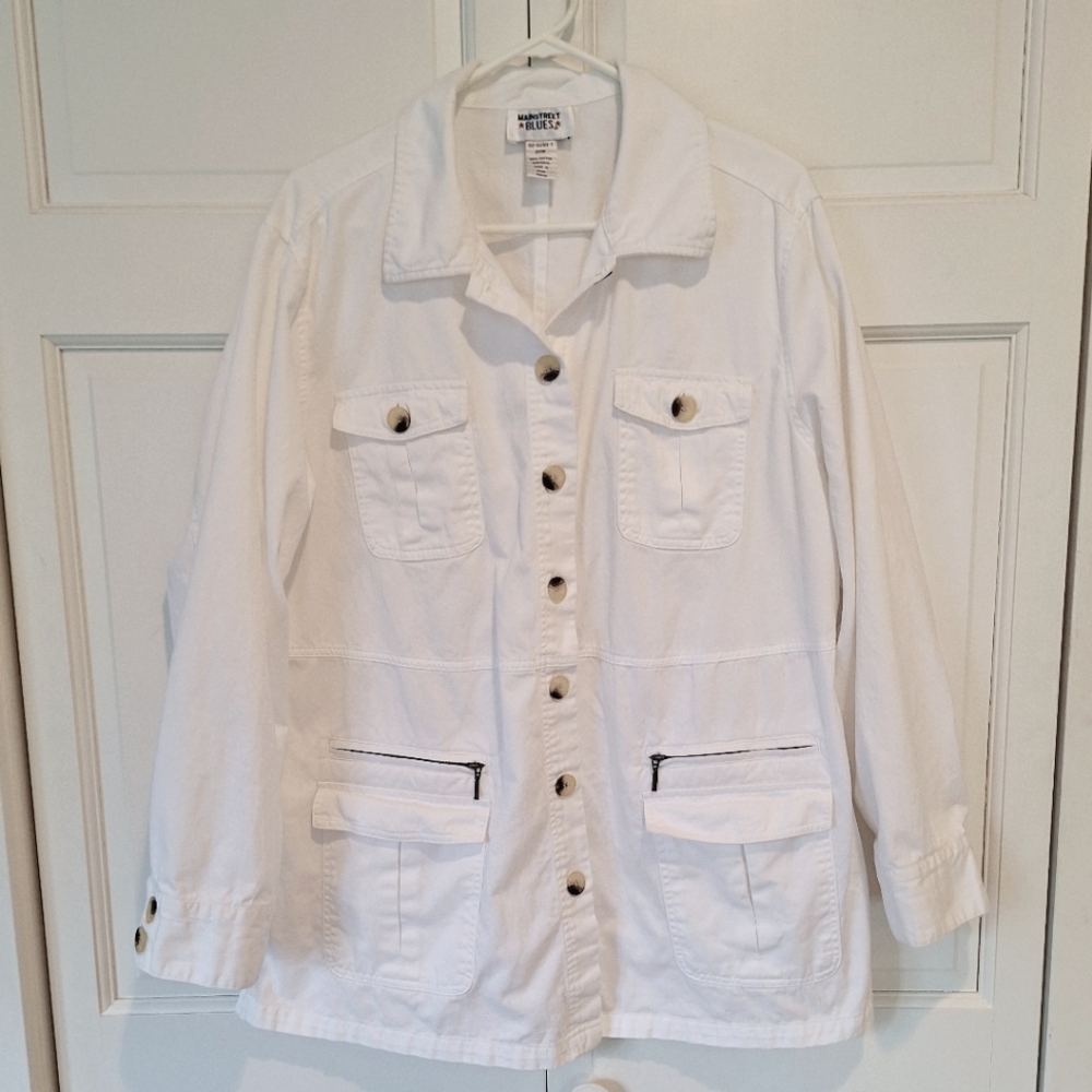White Utility Jacket 20W